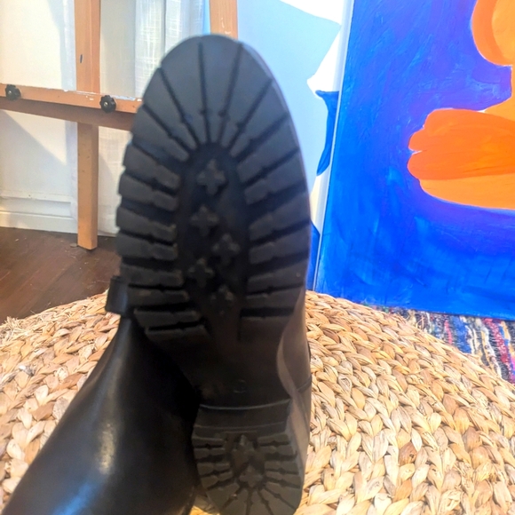 Minnelli Black Leather Buckle Ankle Boots - Size 40 EU / 9 US - New - Picture 3 of 7